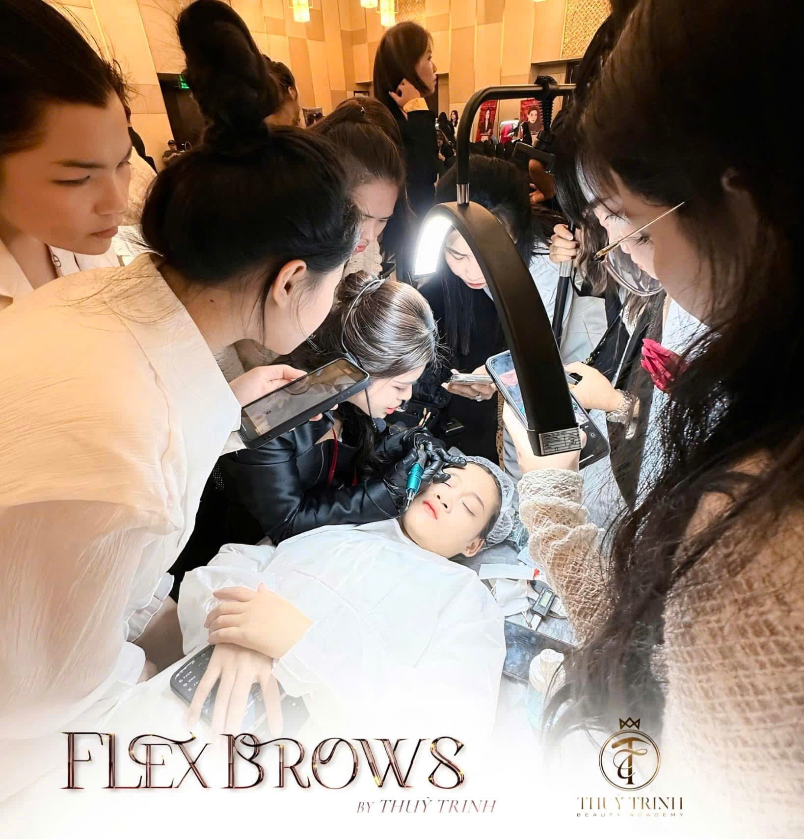 Trình Diễn Kỹ Thuật FLEXBROWS Tại Các Sự Kiện Lớn